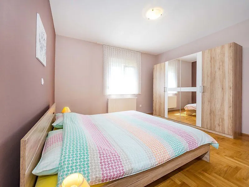 Brkic - Three Bedroom Novalja Hotel Zadar