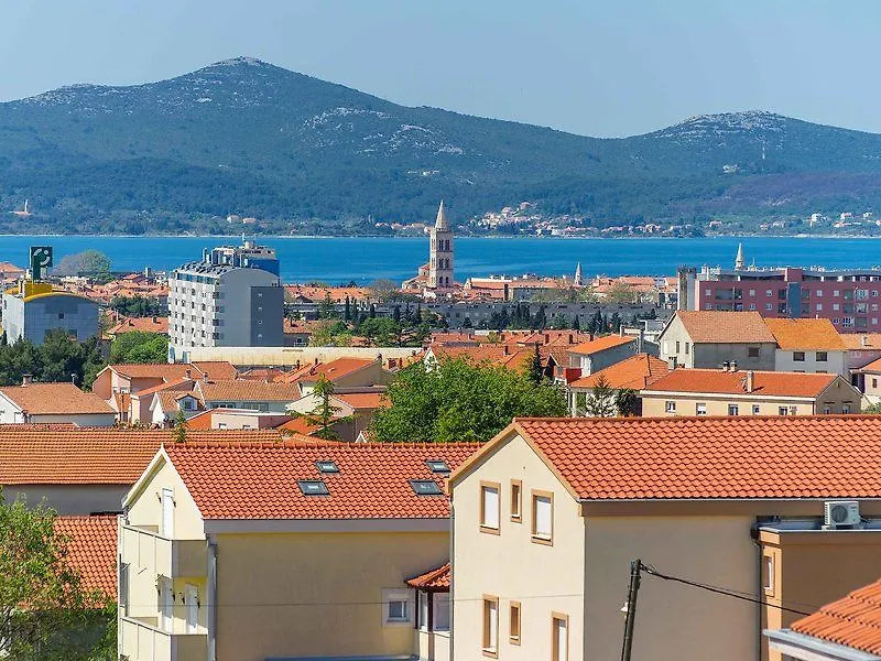 Hotel Brkic - Three Bedroom Novalja