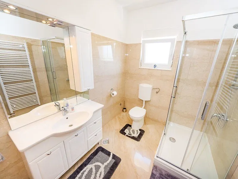 Brkic - Three Bedroom Novalja