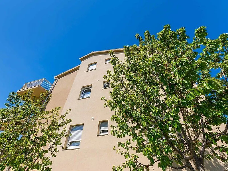 Brkic - Three Bedroom Novalja